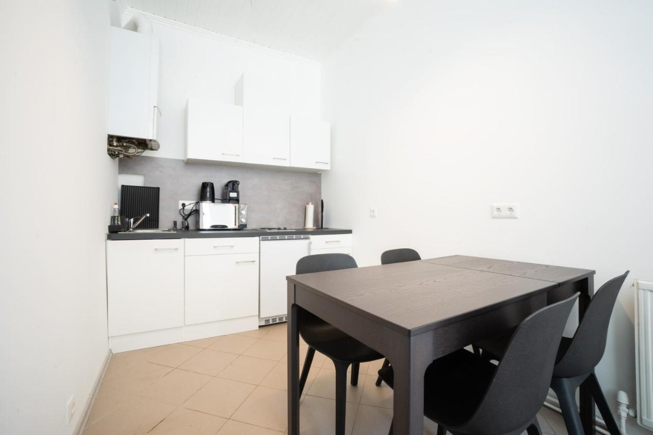 וינה Lovely 2-Bedroom Apartment Next To Praterstern מראה חיצוני תמונה