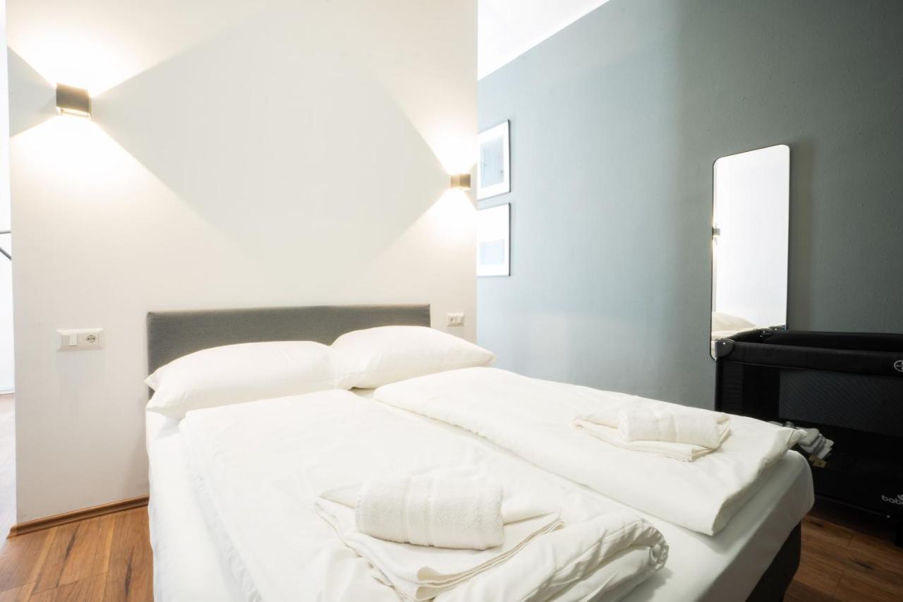 וינה Lovely 2-Bedroom Apartment Next To Praterstern מראה חיצוני תמונה